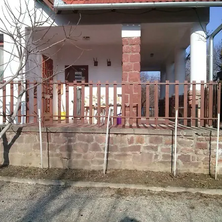 Hartmann Apartman *